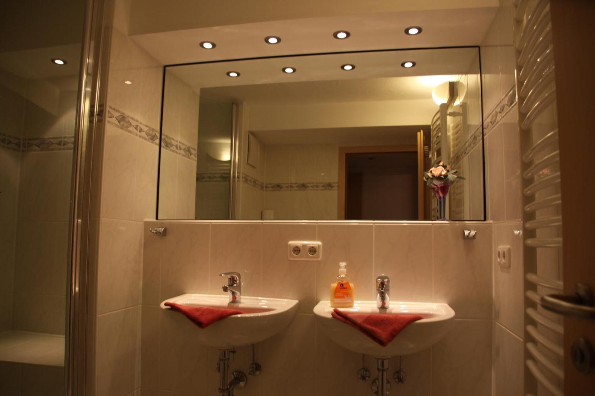 Ferienwohnung Am Zierhutbach Kranzberg Mittenwald Dış mekan fotoğraf